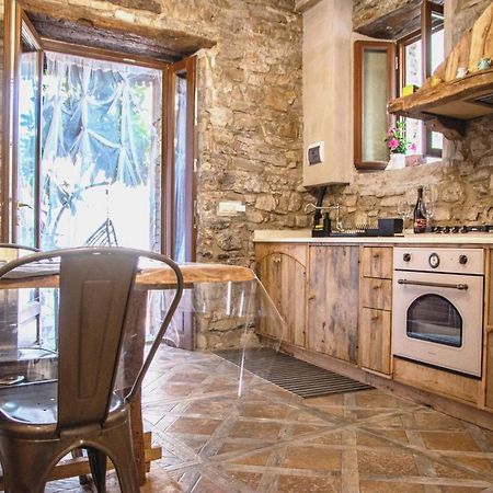 Apartmán Il Nido Di Matilde _Monolocale Design Sul Fiume_ Rossena Exteriér fotografie