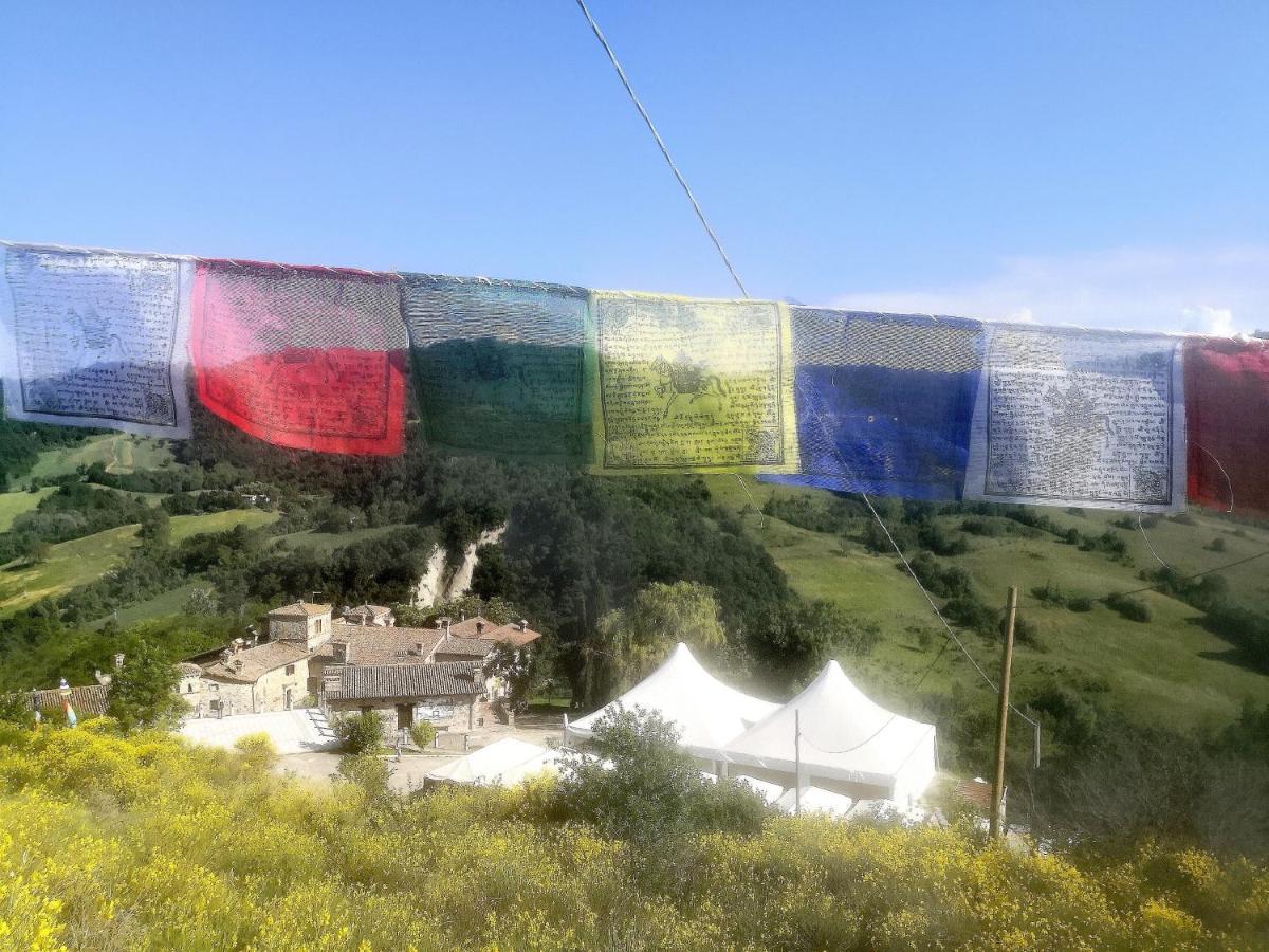 Apartmán Il Nido Di Matilde _Monolocale Design Sul Fiume_ Rossena Exteriér fotografie