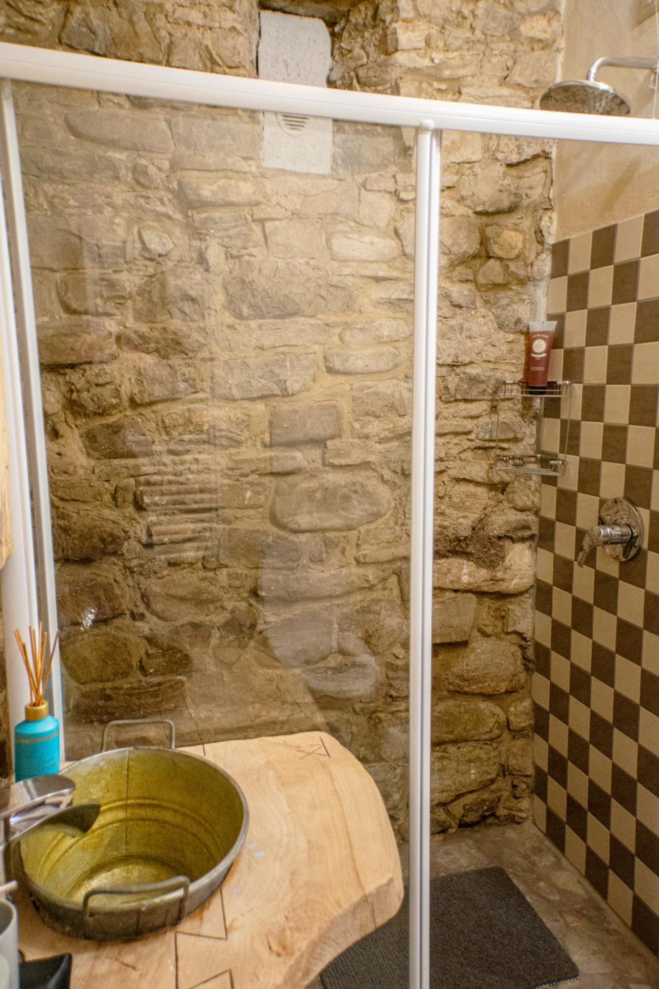 Apartmán Il Nido Di Matilde _Monolocale Design Sul Fiume_ Rossena Exteriér fotografie